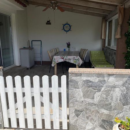 Botic Apartments Šilo Εξωτερικό φωτογραφία