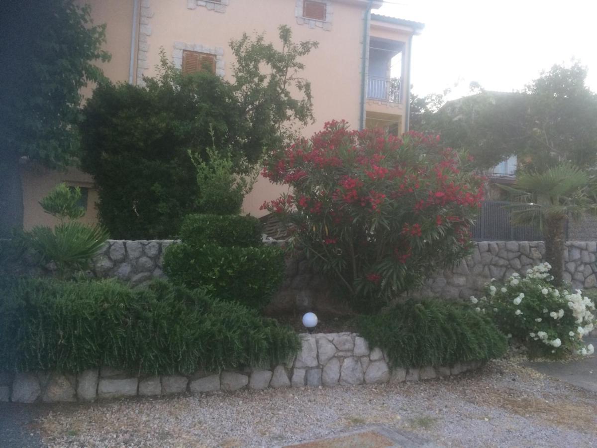 Botic Apartments Šilo Εξωτερικό φωτογραφία