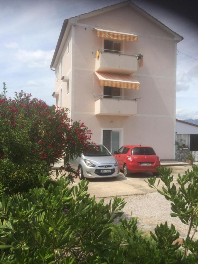 Botic Apartments Šilo Εξωτερικό φωτογραφία