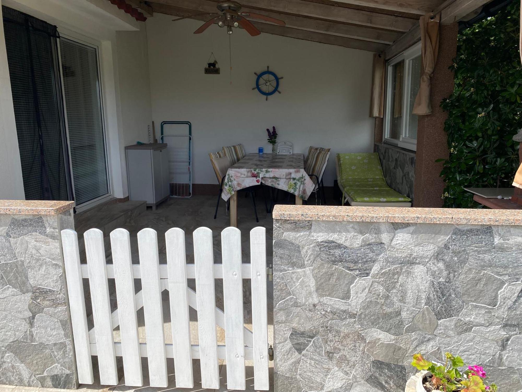 Botic Apartments Šilo Εξωτερικό φωτογραφία